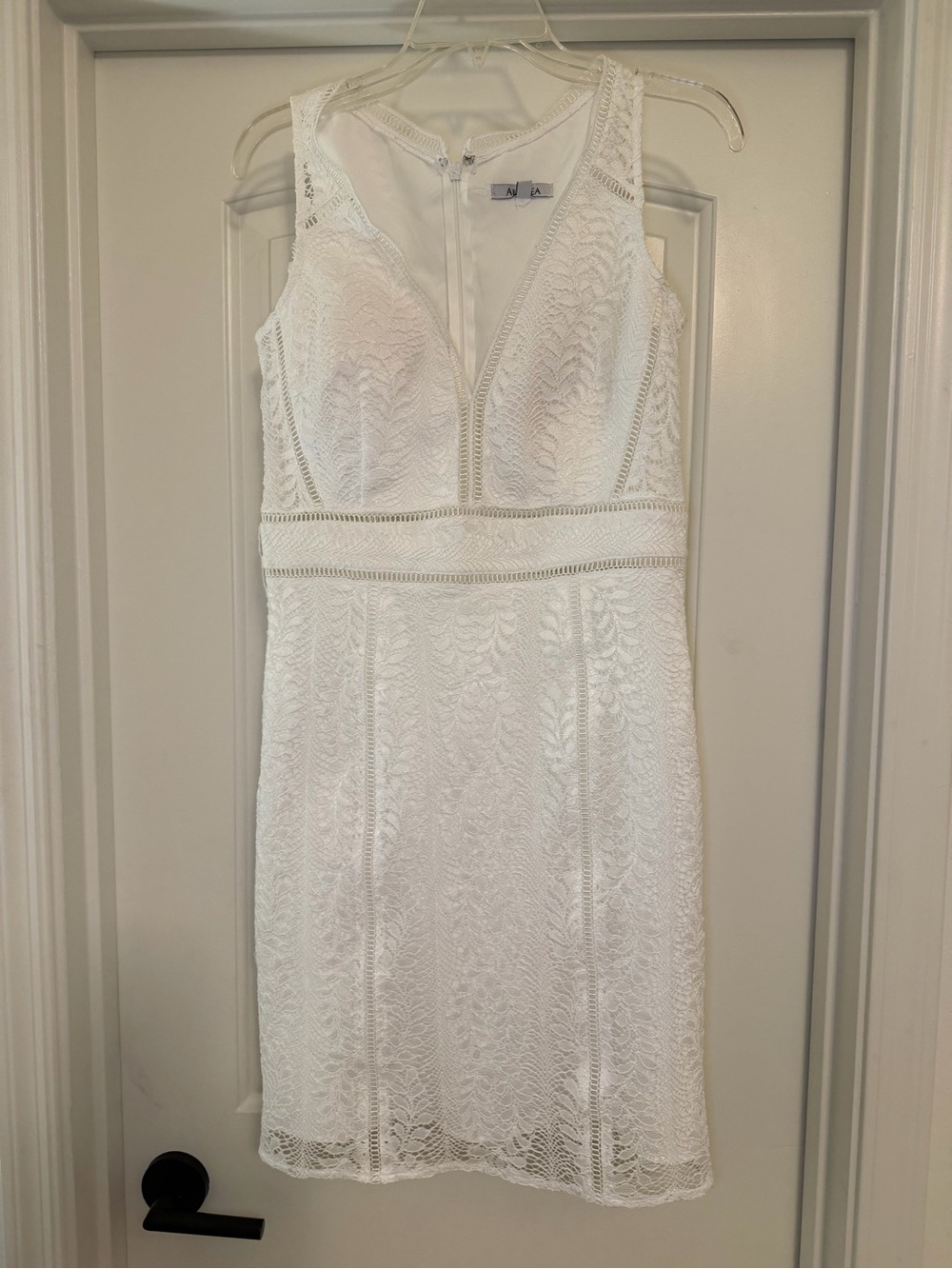 Audrea White Lace Sheath Dress - Size Medium